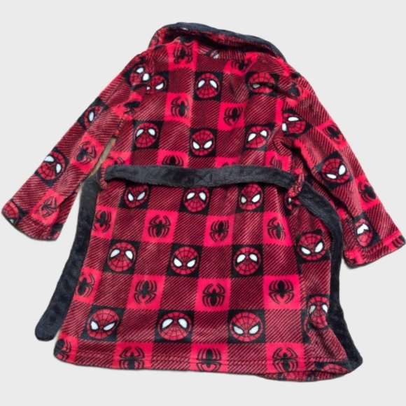 Red & Black Marvel Super Hero SpiderMan Kids Robe - Picture 2 of 5